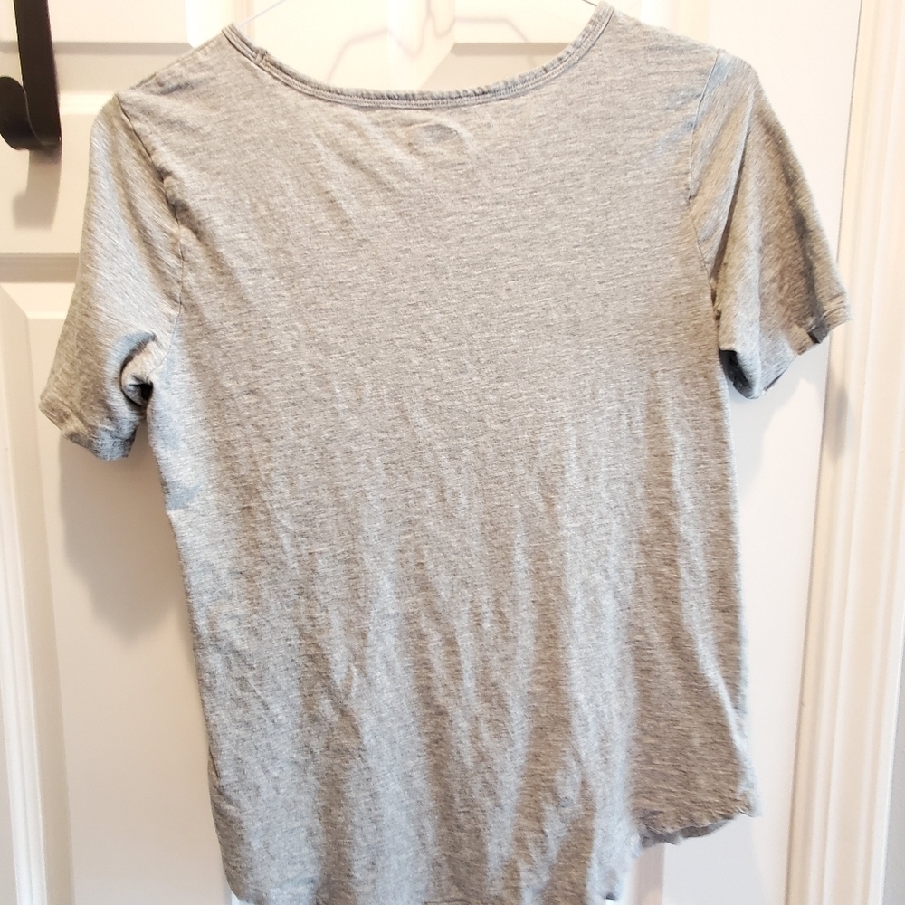 Old navy grey short sleeve tshirt. Space Llama sz med. - Picture 4 of 4